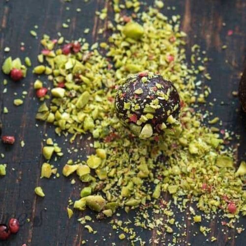 Orange date balls | insimoneskitchen.com