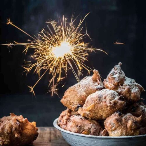 Apple cinnamon donuts