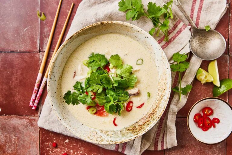 Thai coconut chicken soup