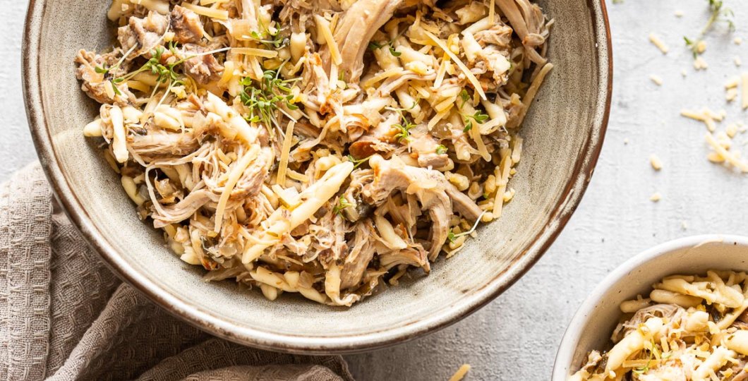 white wine chicken with orzo