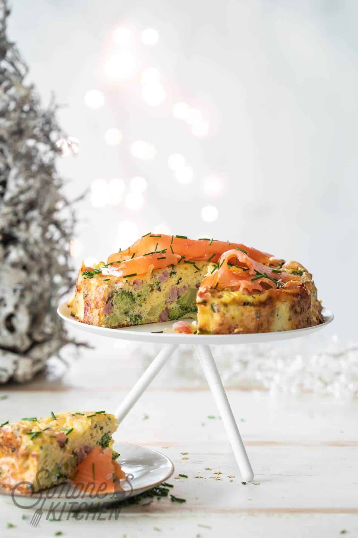 Delicious Christmas breakfast quiche recipe (low carb, paleo)