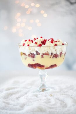 Easy christmas trifle