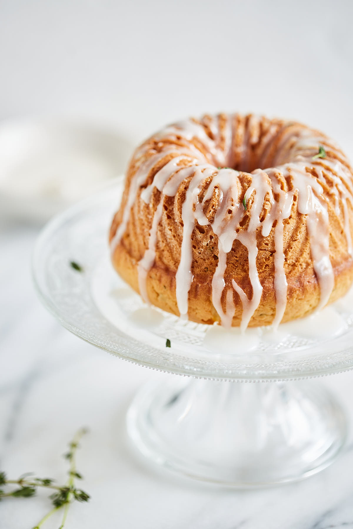 Lemon bundt cake with thyme