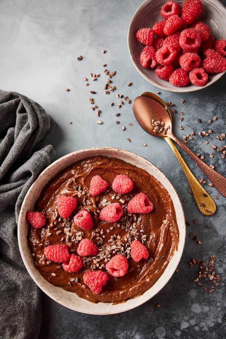 Healthy avocado chocolate mousse