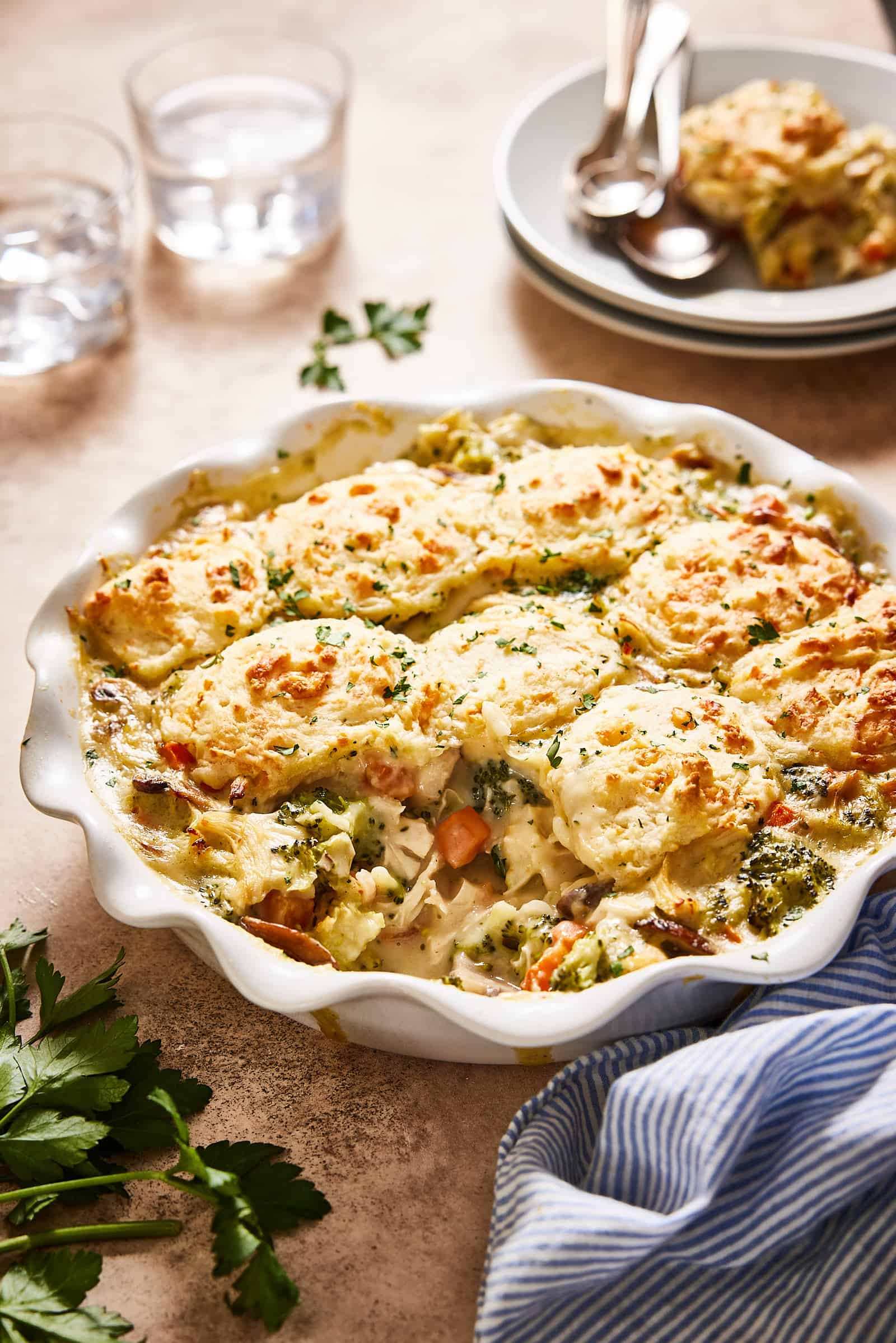 Chicken cobbler with a filling of mushrooms and broccoli