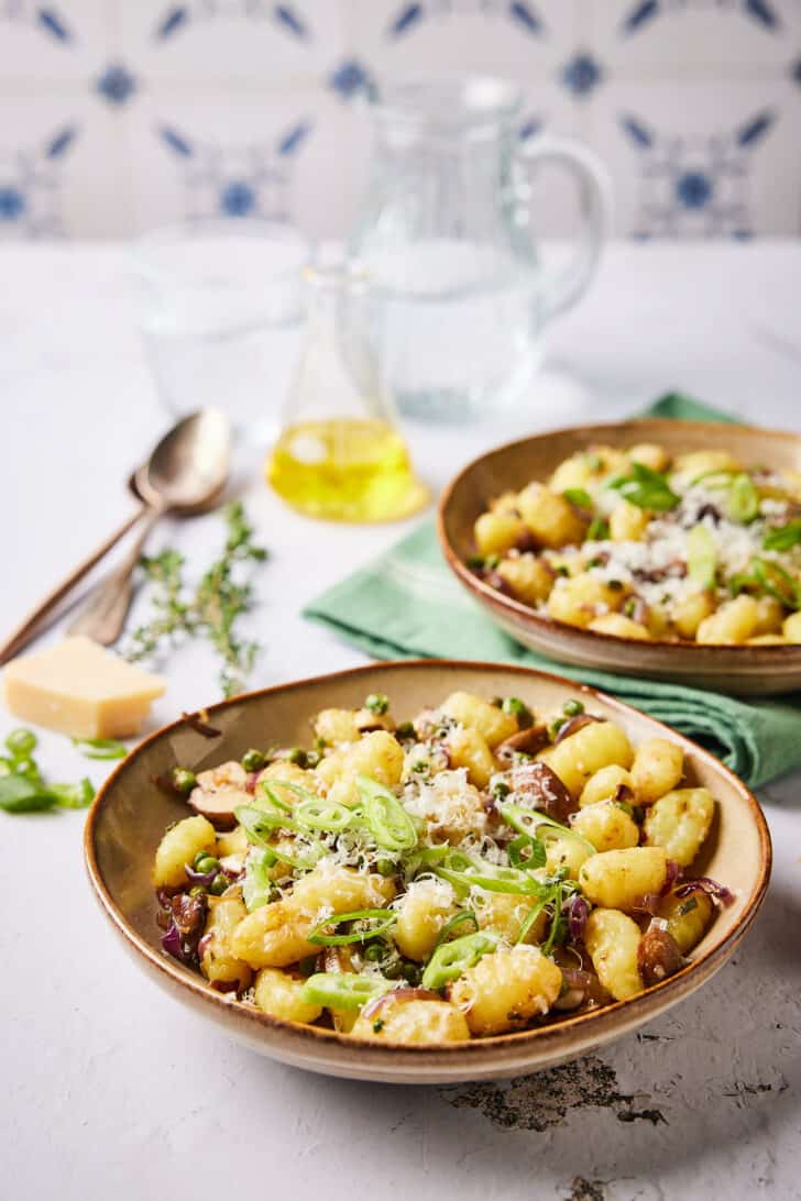 Gnocchi with goat cheese and mushrooms