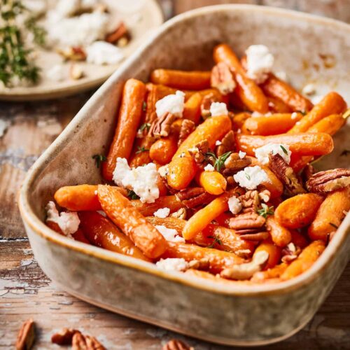 Roasted carrots with goat cheese