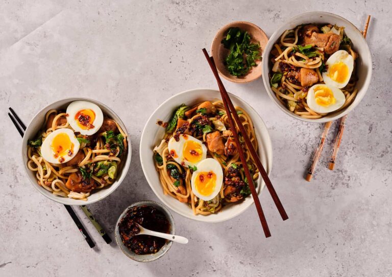 Curly endive stir fry with honey chicken