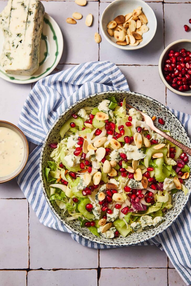 Blue cheese salad with roquefort