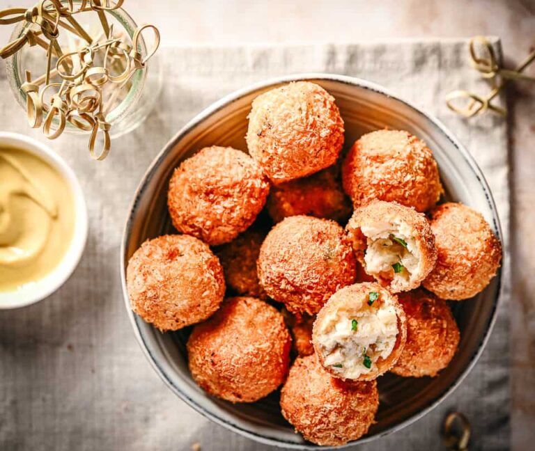 Dutch bitterballen (Dutch recipes)