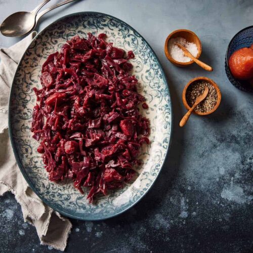 Slow cooker red cabbage