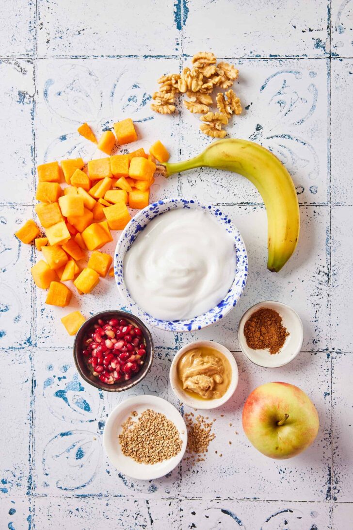 Ingredients for pumpkin smoothie bowl