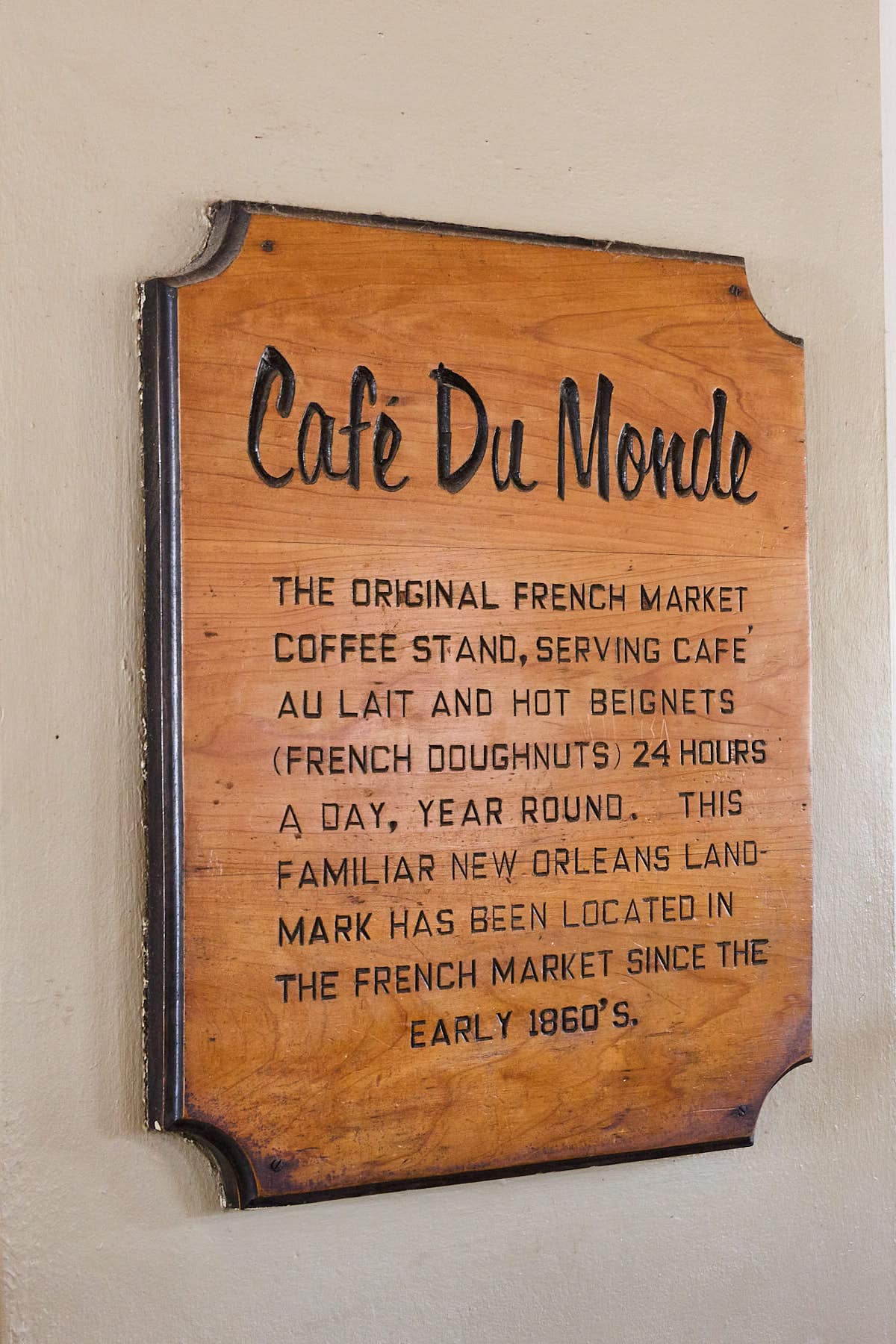 Cafe du Monde sign