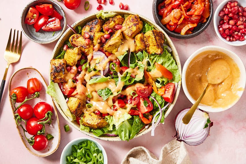 Chicken satay salad