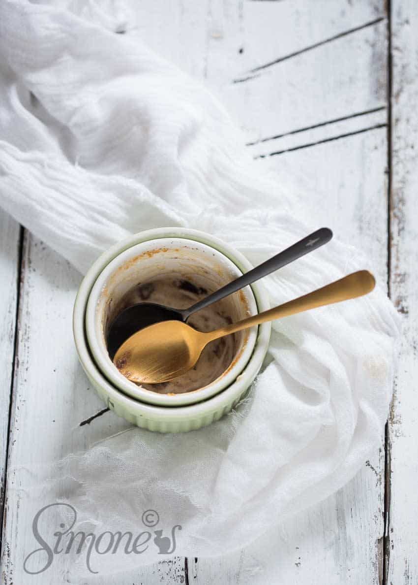 Empty ramekins that had crème brûlée 