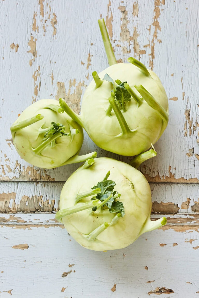 Kohlrabi Guide: Season, Taste &amp; How to Cook This Veggie