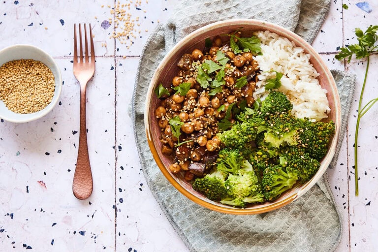 Sticky chickpeas with eggplant