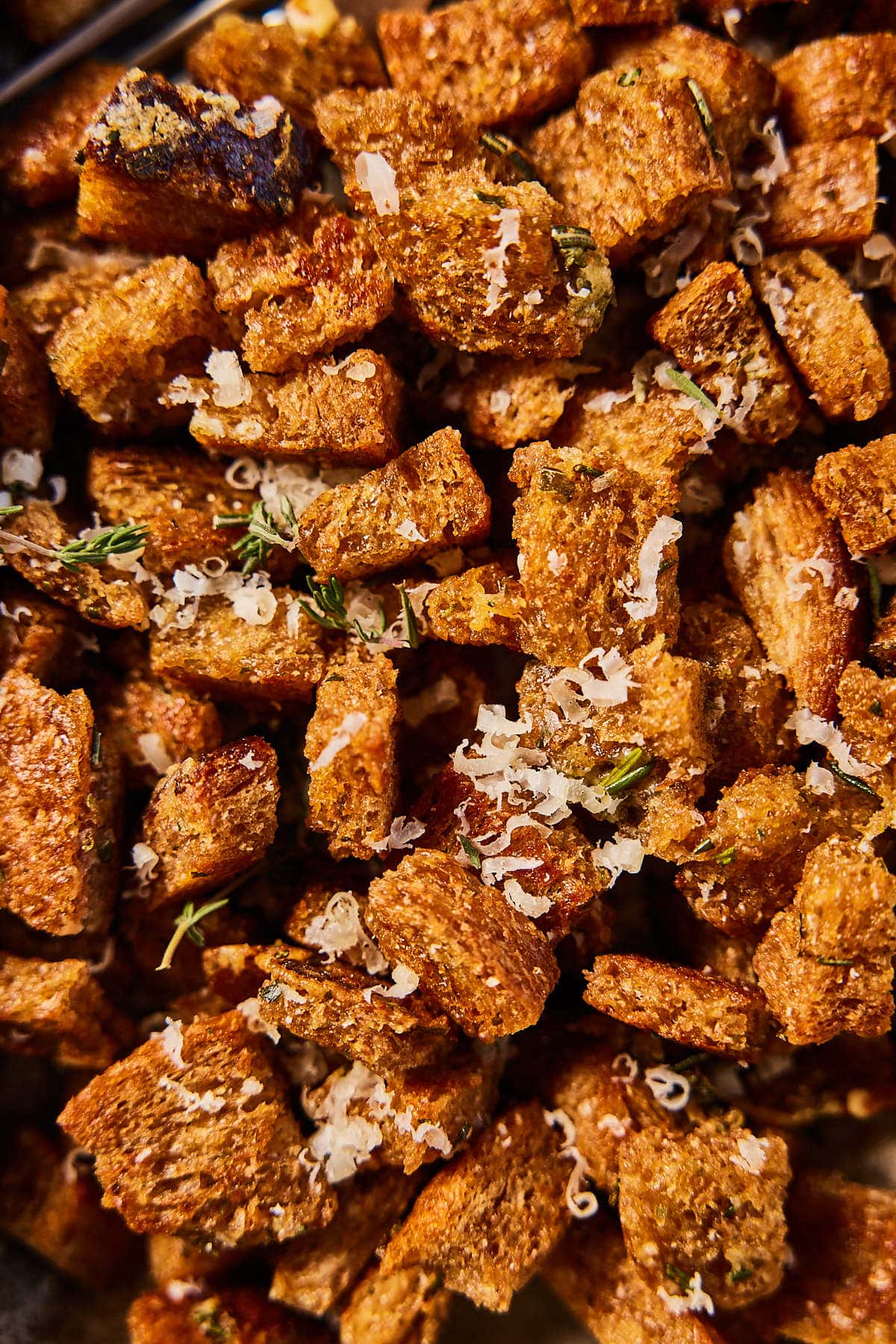 Crispy and golden croutons