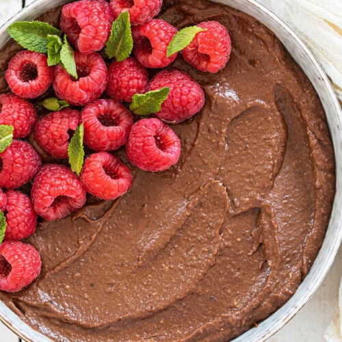Chocolate mousse with avocado