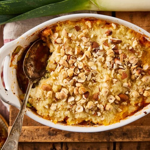 Leek casserole with minced meat