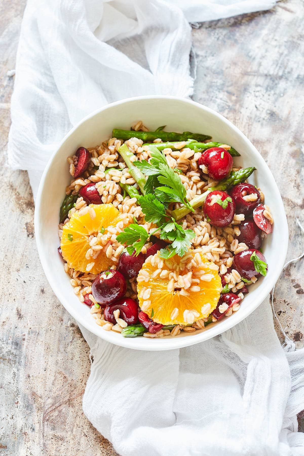 Spelt salad with cherries