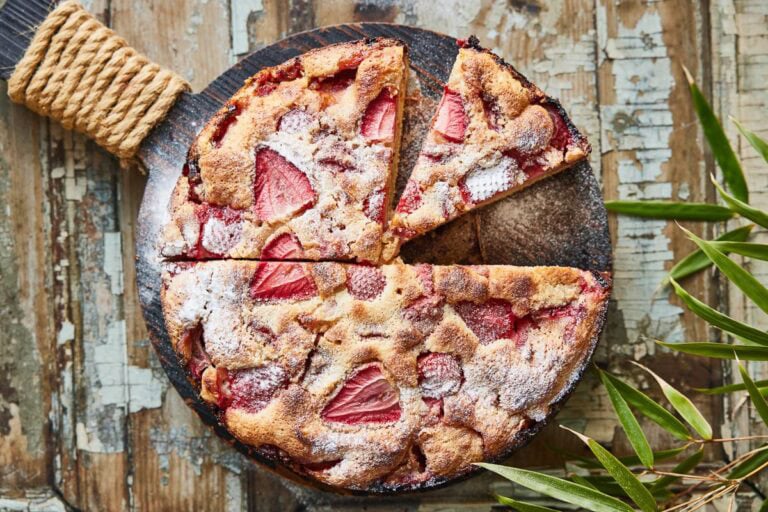 Strawberry cake recipe