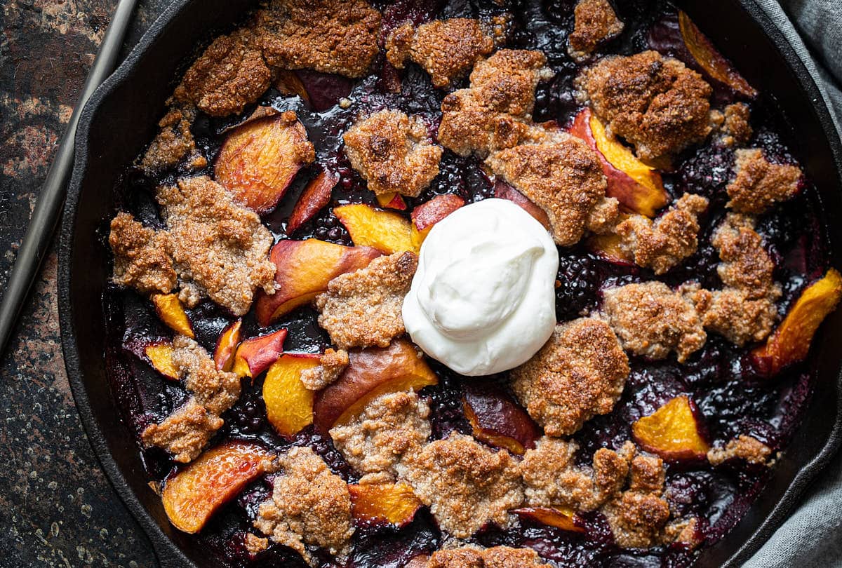 Blackberry cobbler