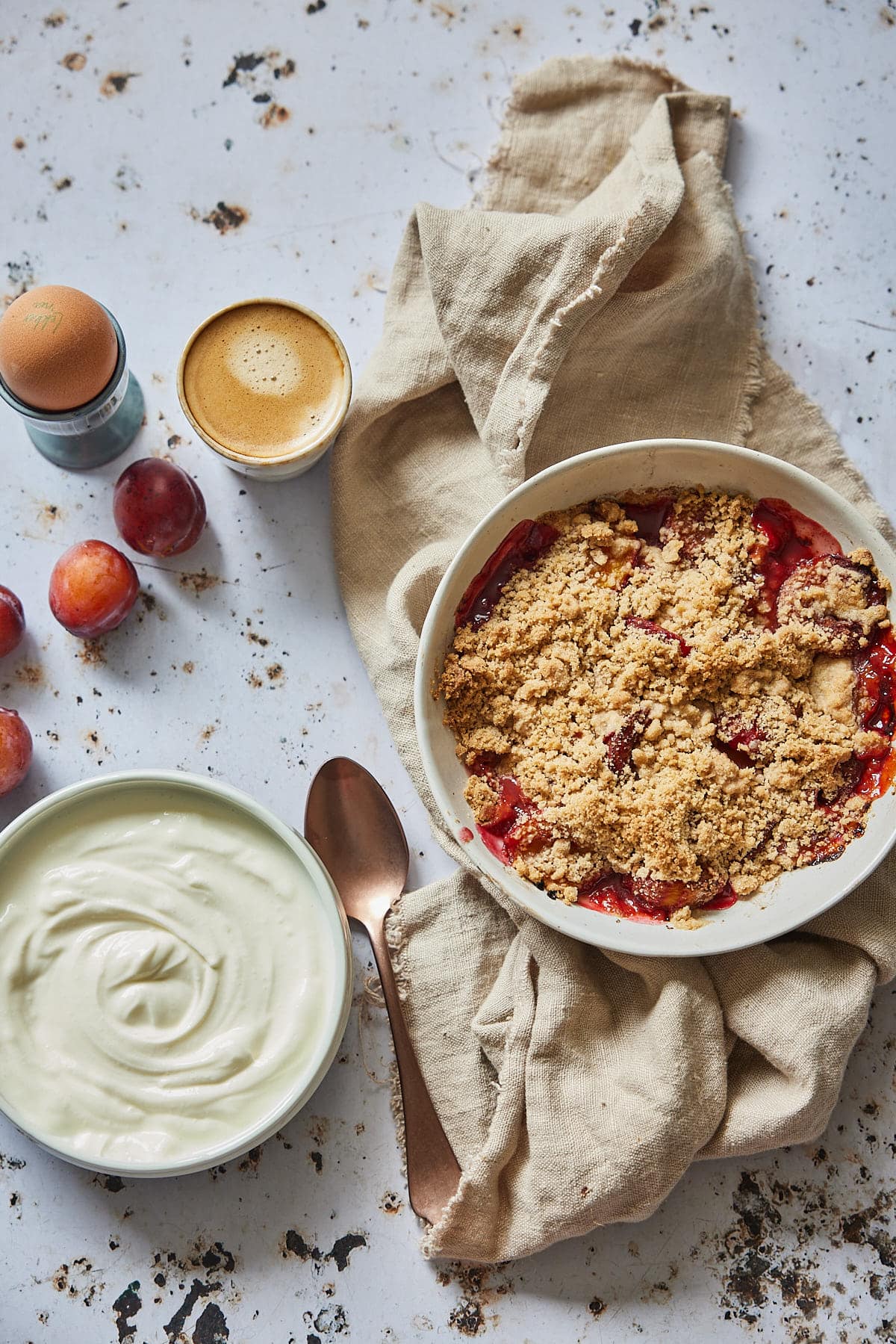 Plum crumble