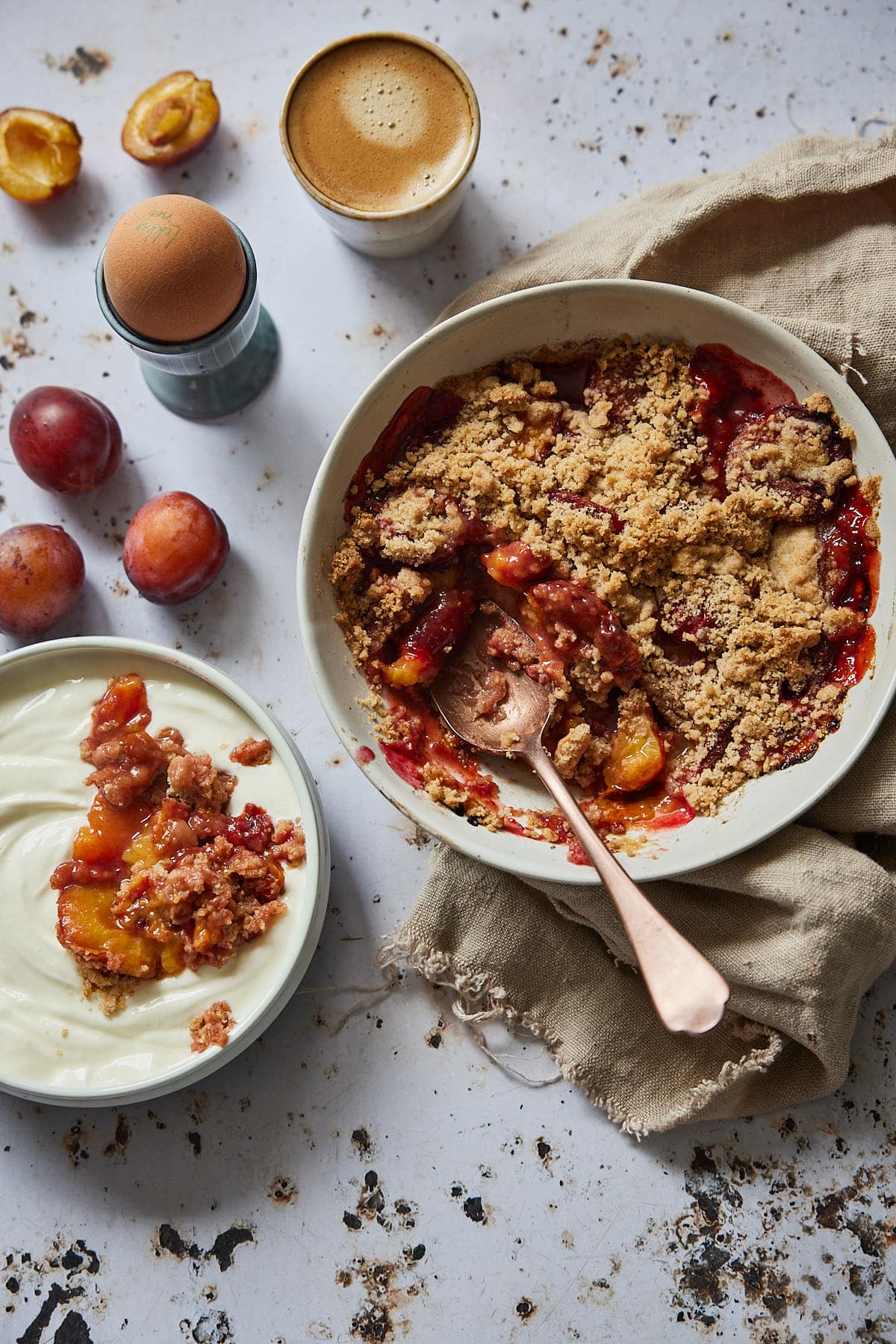 Plum crumble